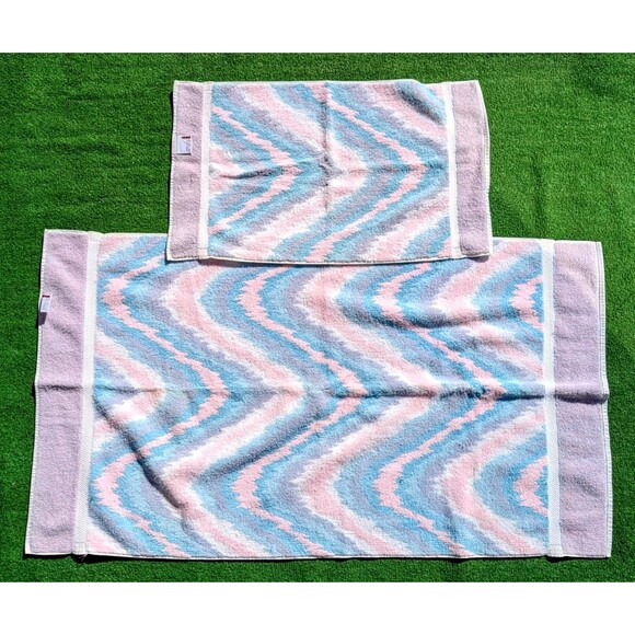 VTG JCPenny Color Forum 1980s Pink & Blue Aurora Hand & Body 2Pc Towel Set EUC - Picture 2 of 5